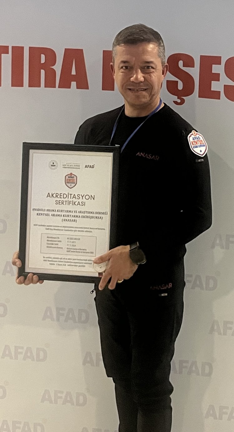 Akreditasyon Belgemizi Teslim Aldık