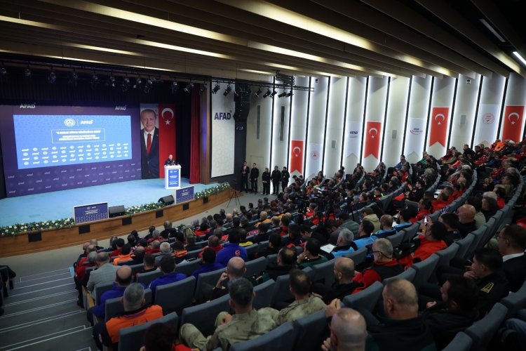 Akreditasyon Belgemizi Teslim Aldık